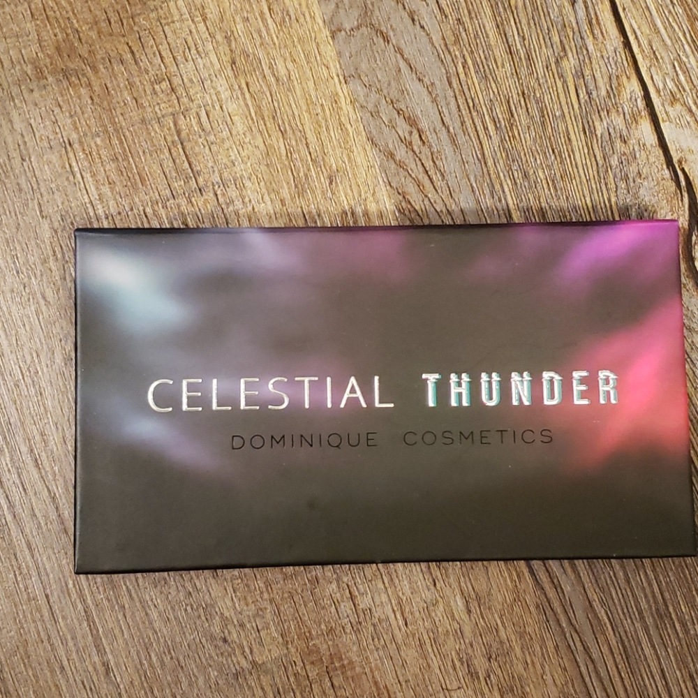 Eyeshadow palette
